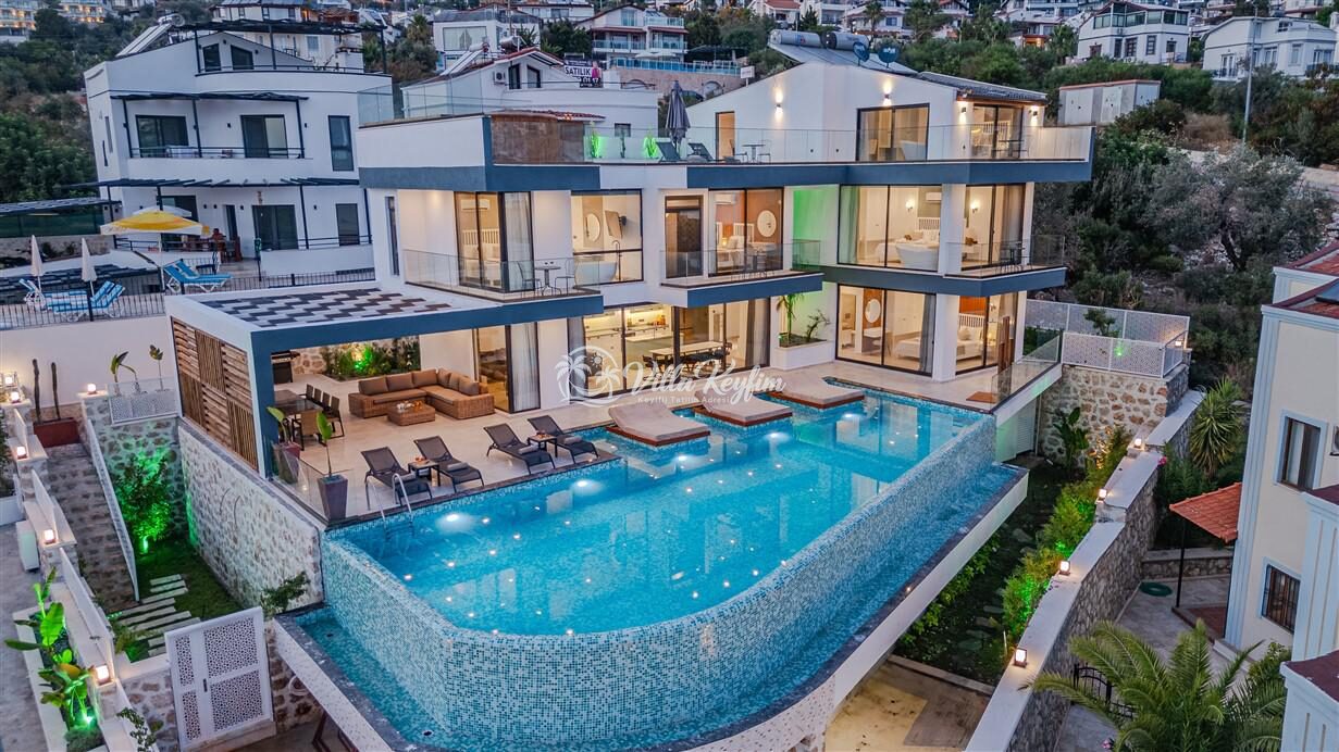 Villa Emporium — 1