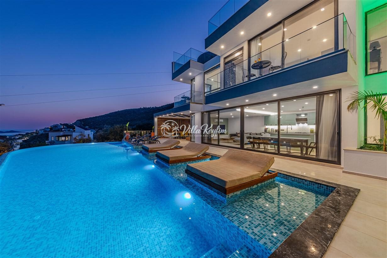 Villa Emporium — 3