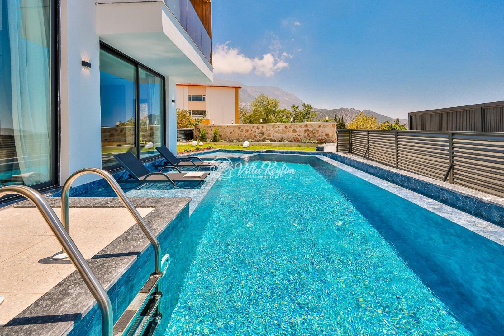 Villa Barlas — 19