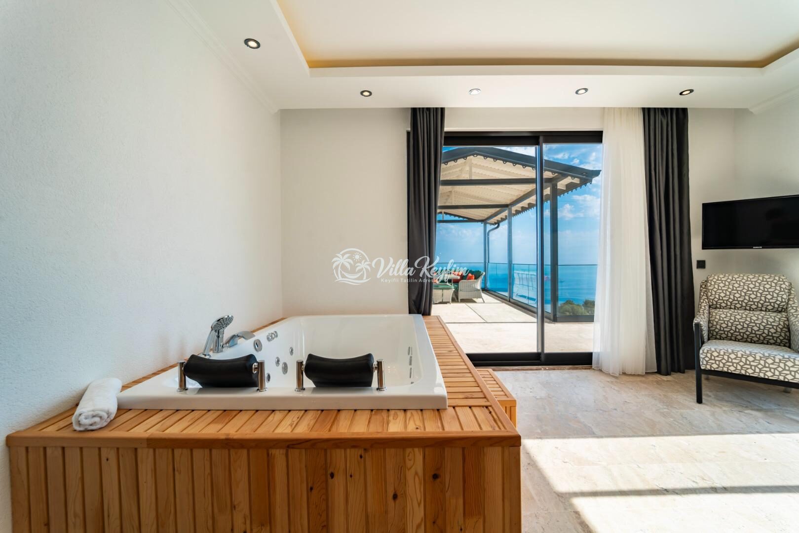 Villa Bella Rose — 82