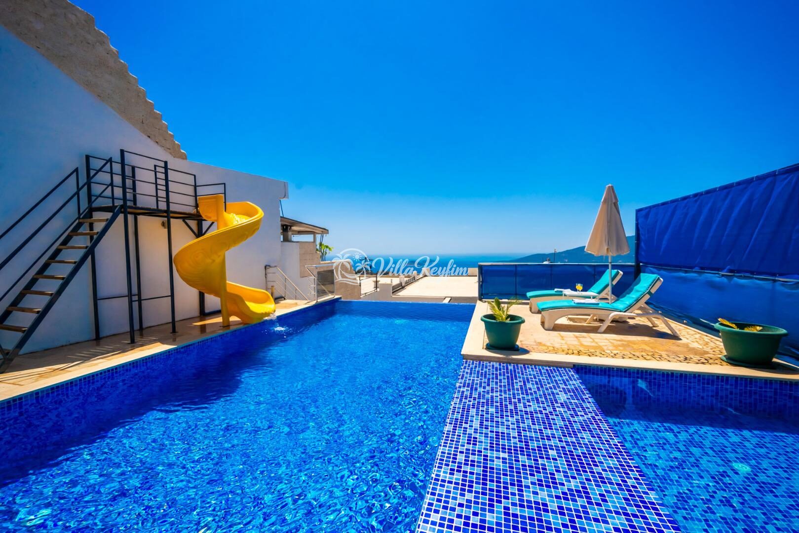 Villa Anahita — 3