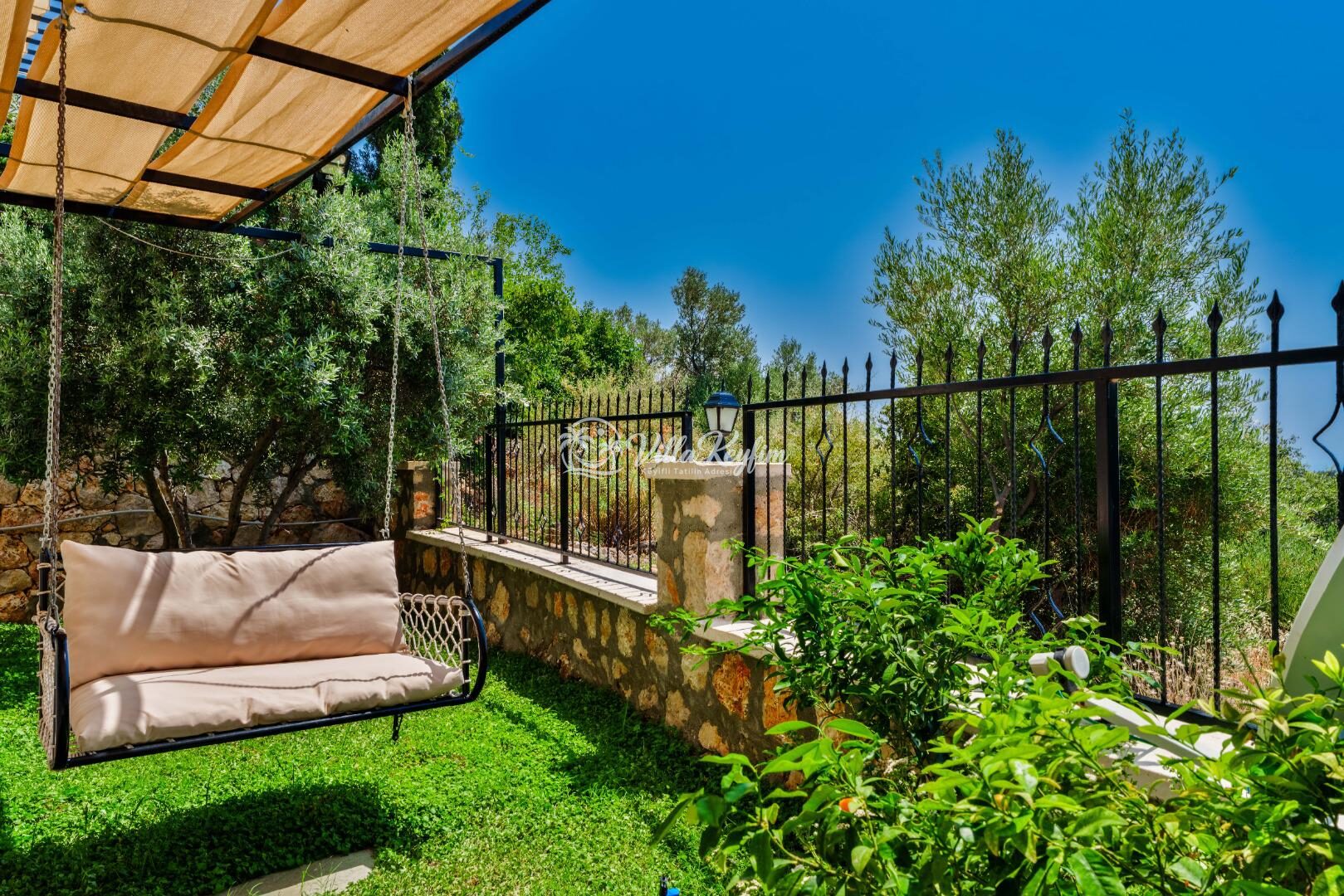Villa Samyeli — 6