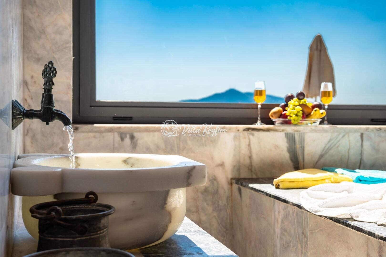 Villa Anahita — 42