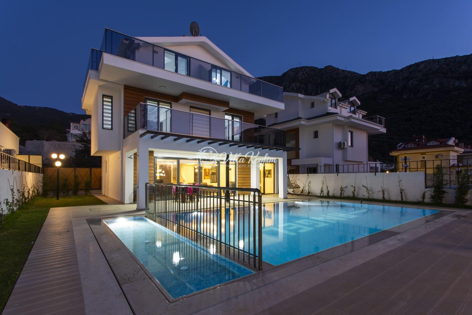 Villa Berzan — 8