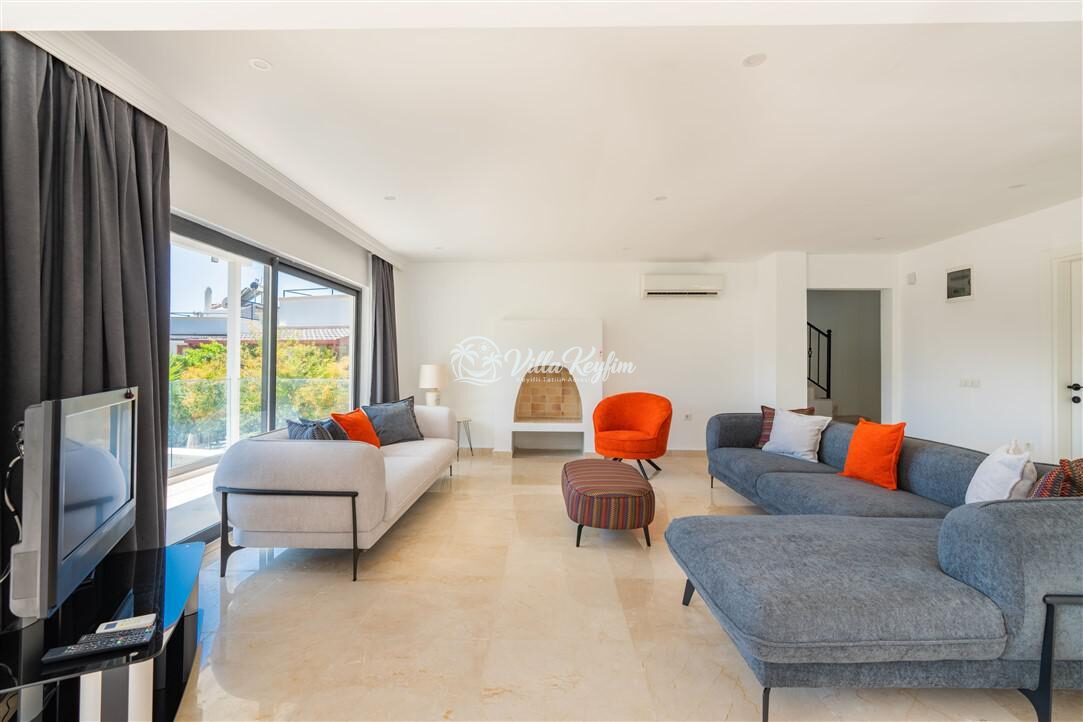 Villa City — 11