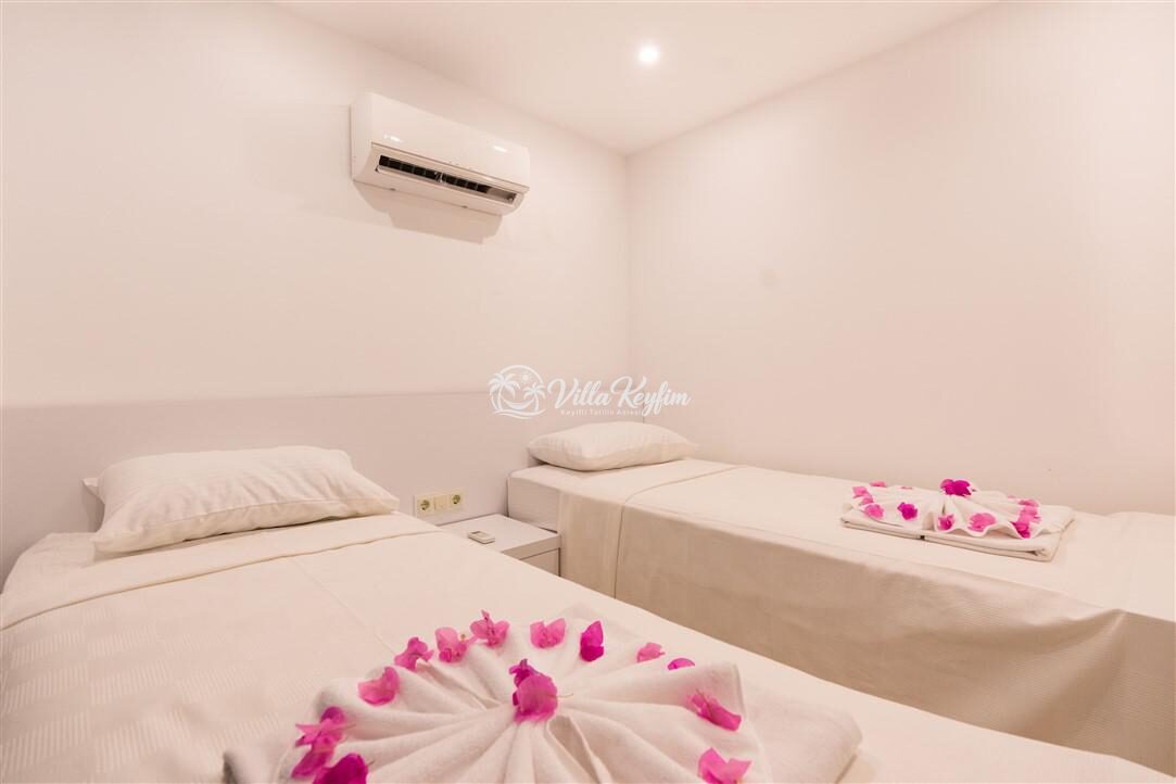Villa City — 40