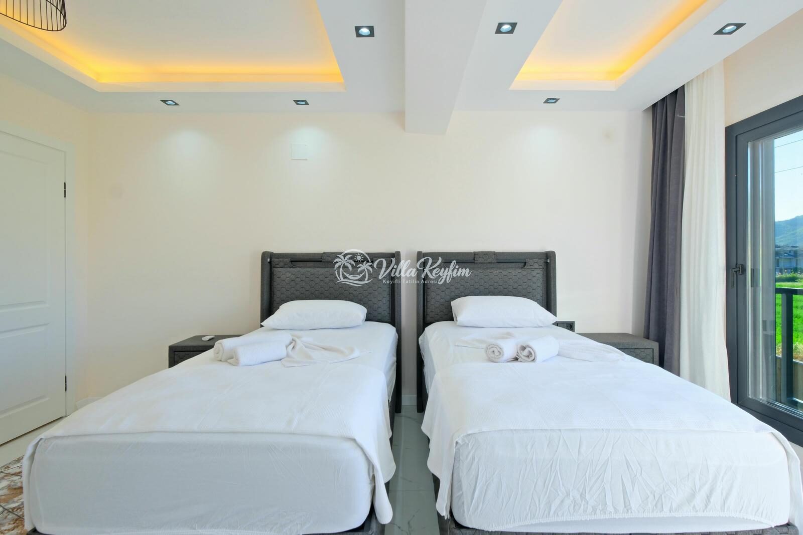 Villa White 1 — 24