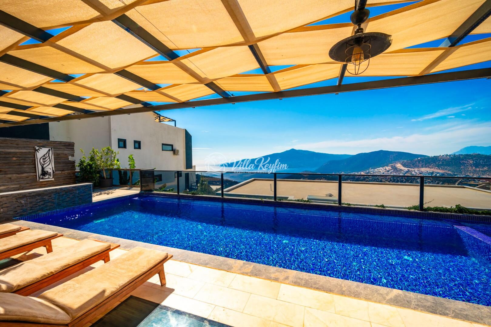 Villa Everest — 12