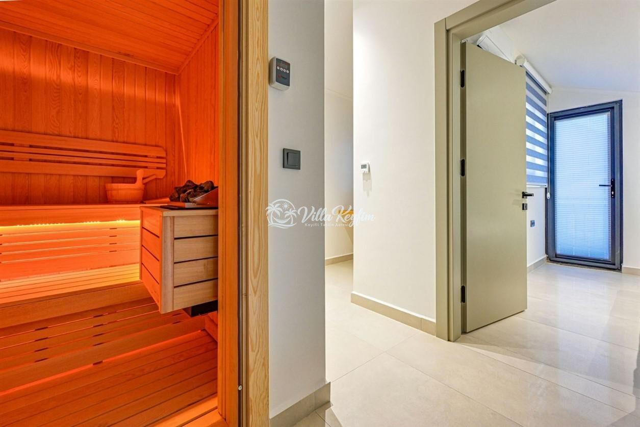 Villa Luna Vista 2 — 40