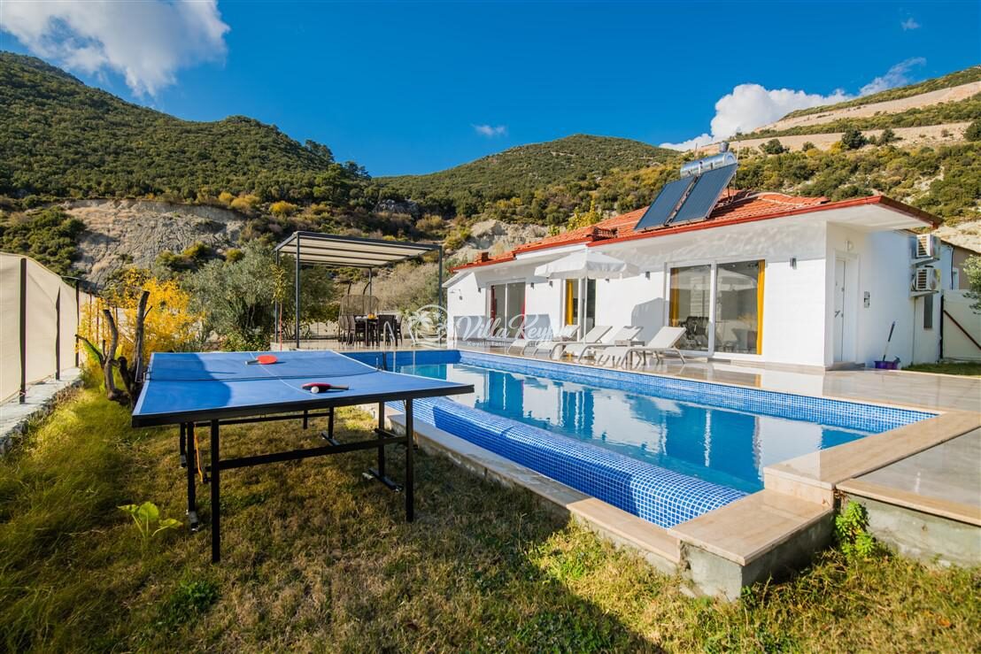 Villa Ahu — 1