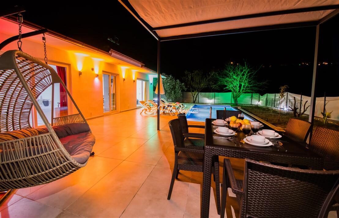 Villa Ahu — 8