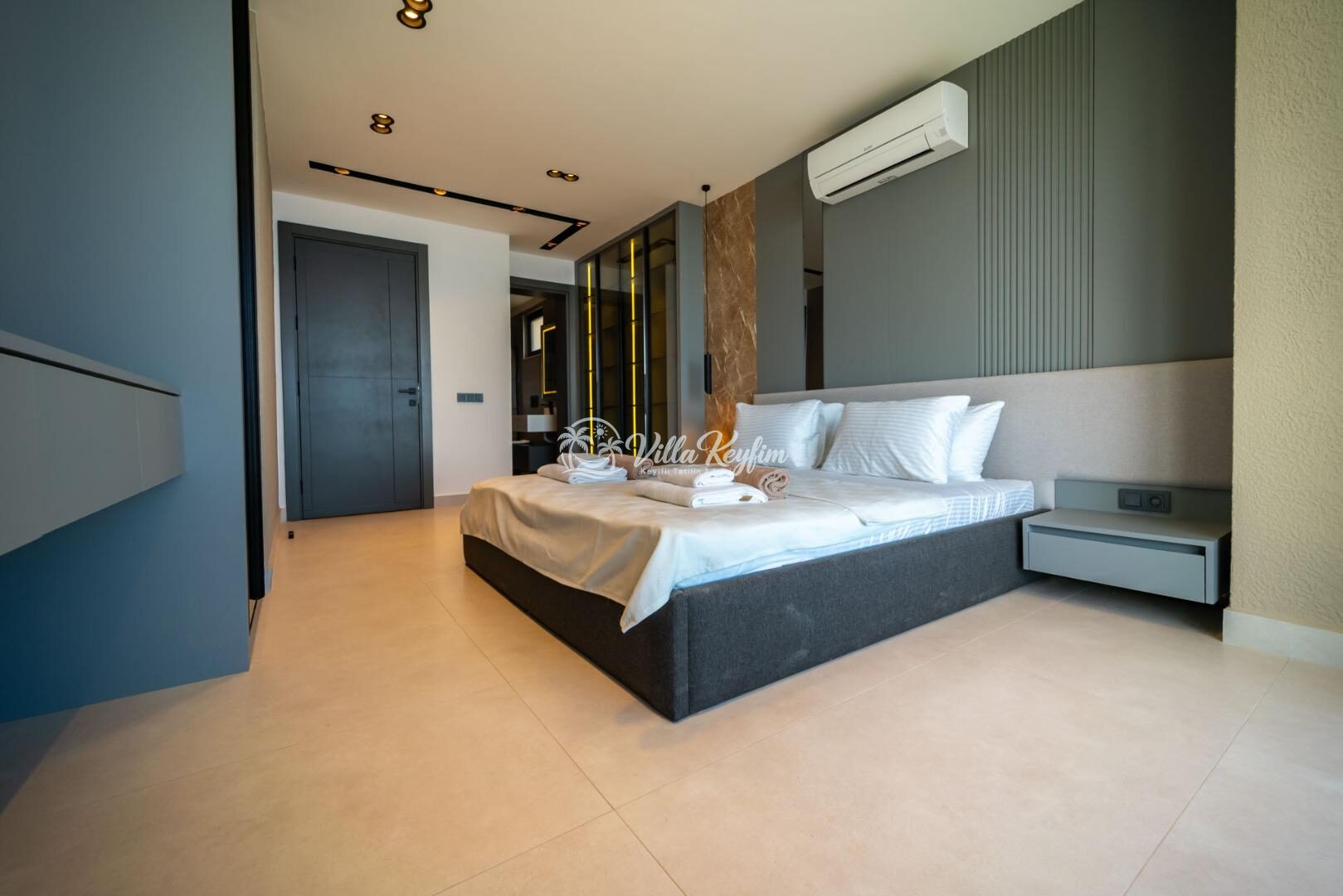 Villa Aura C — 36