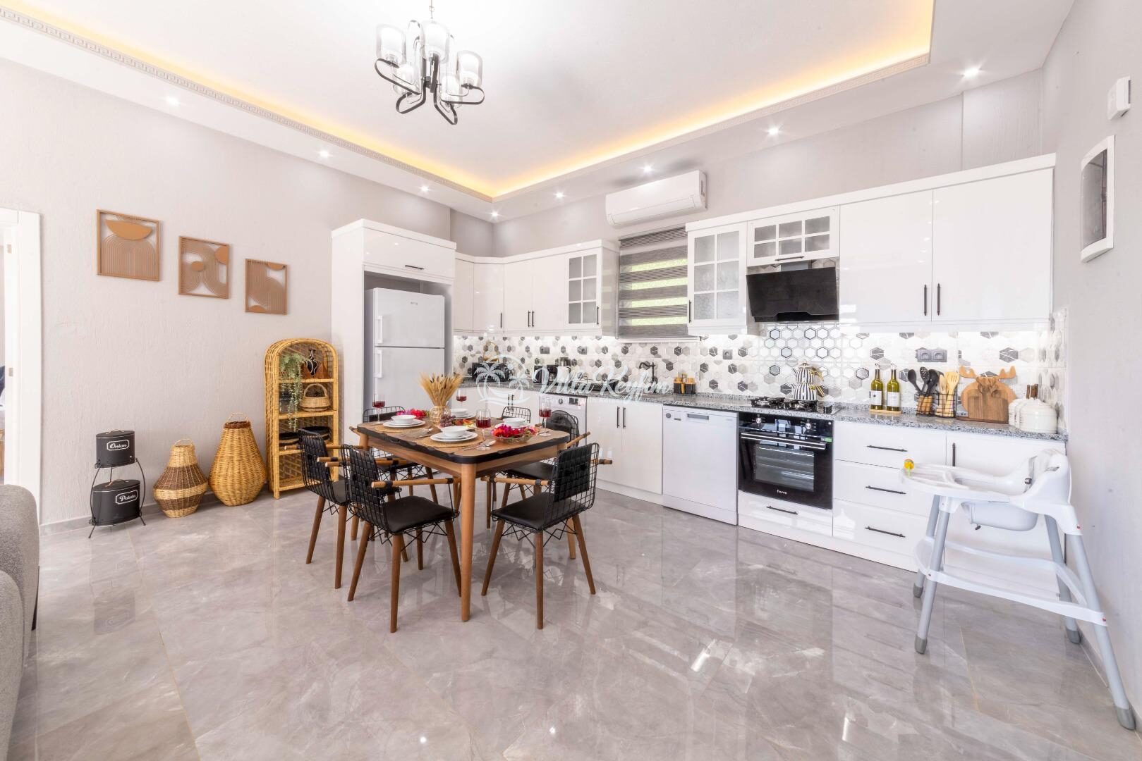 Villa Elyase — 44