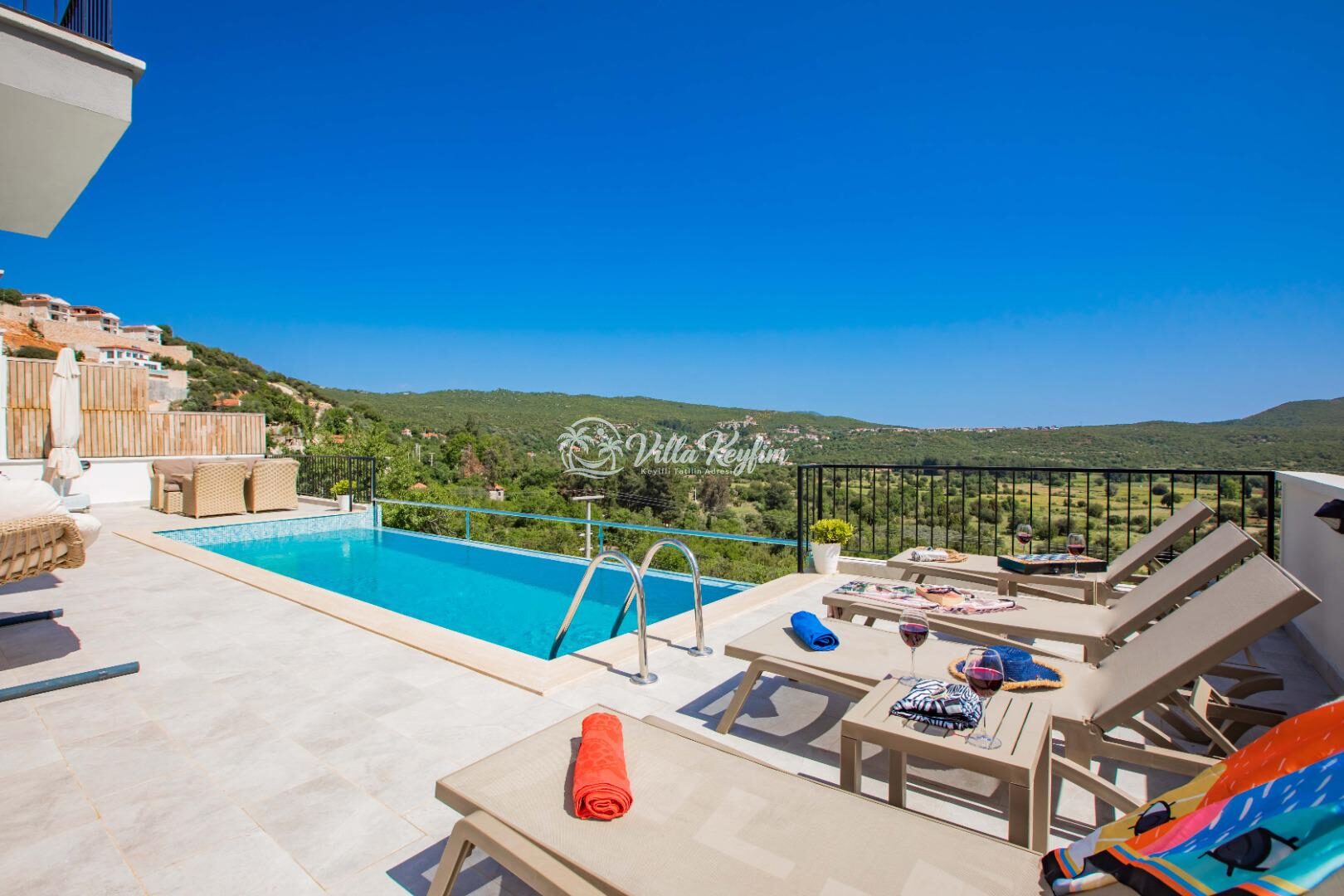Villa Ata — 98