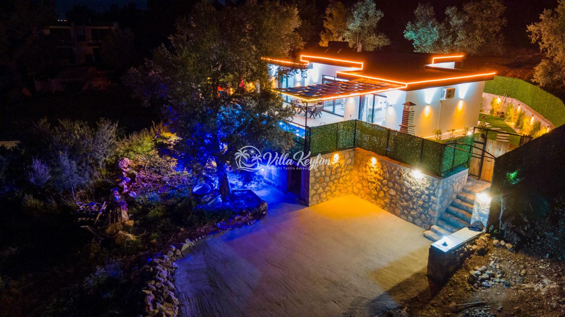 Villa Elyase — 84