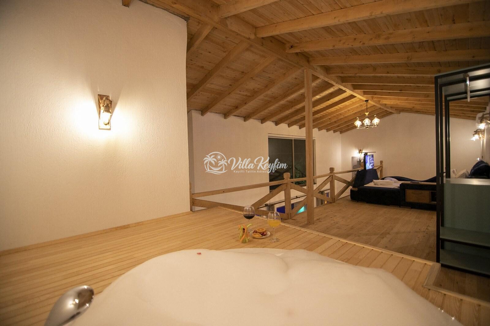 Villa Royal Little — 25