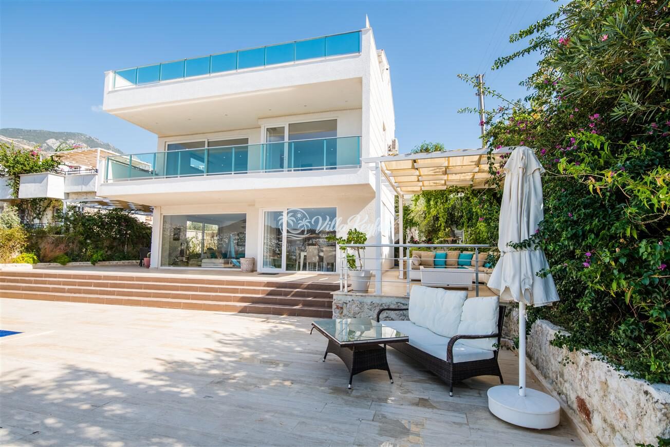 Villa Hillside Kışla — 9