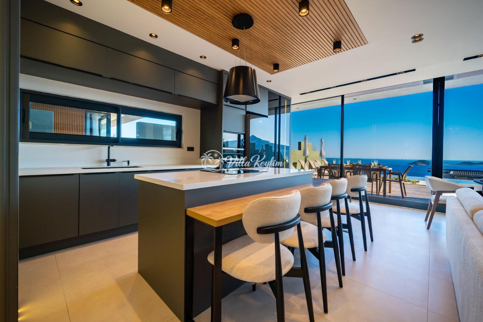 Villa Aura E — 58