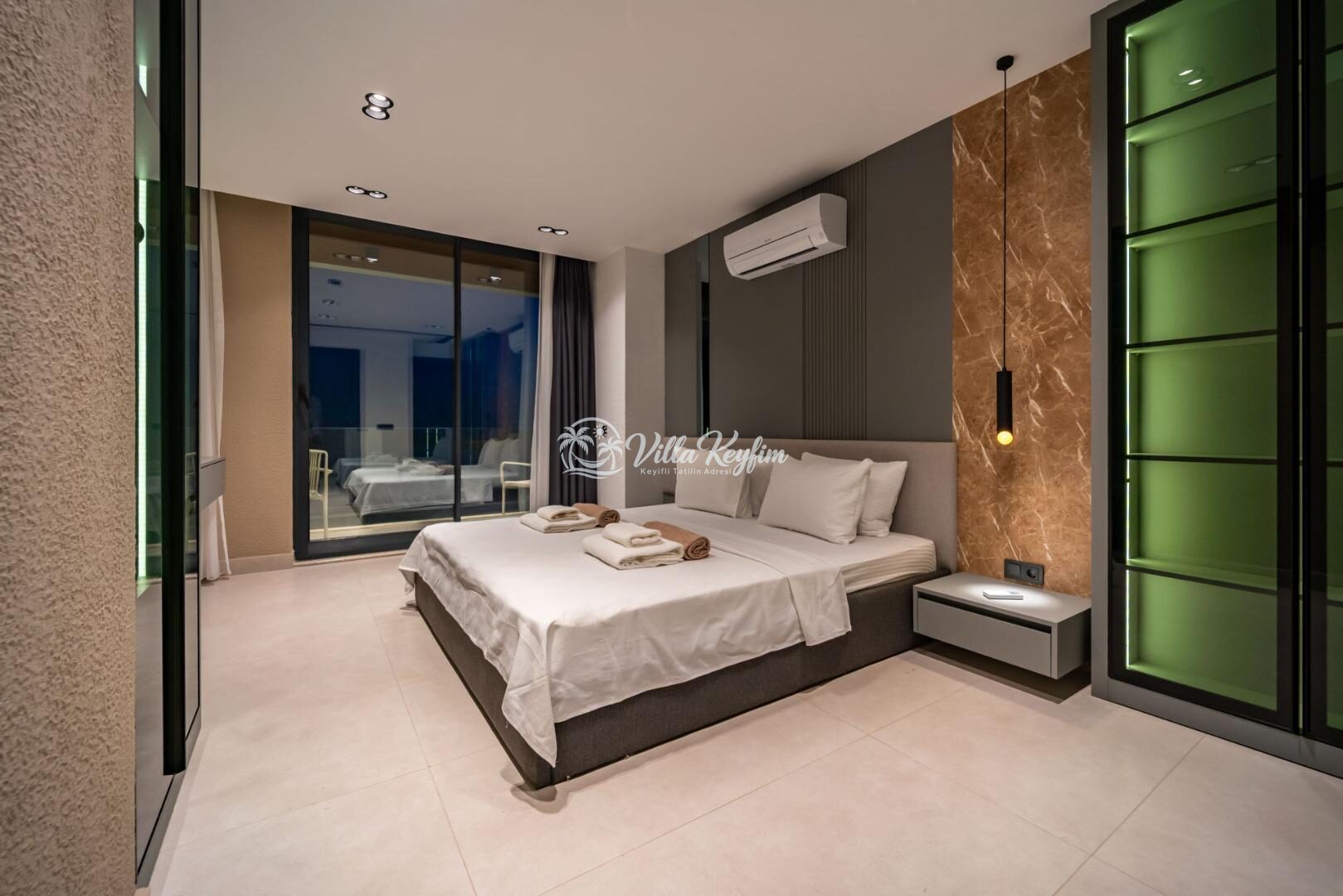Villa Aura D — 63