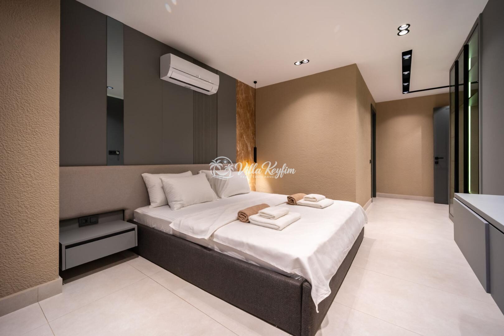 Villa Aura E — 75