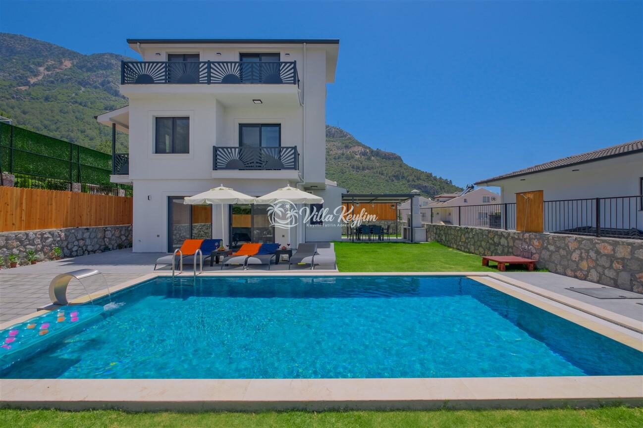 Villa Santorini — 2