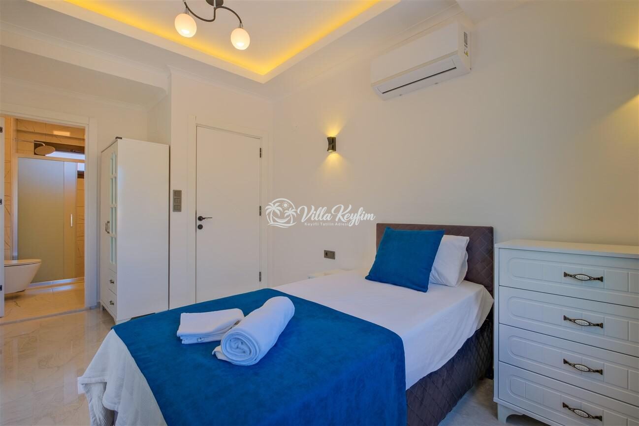 Villa Santorini — 49