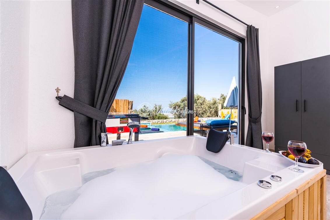 Villa İbiza — 80