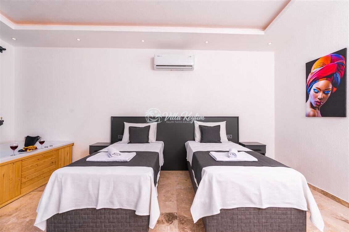 Villa İbiza — 85