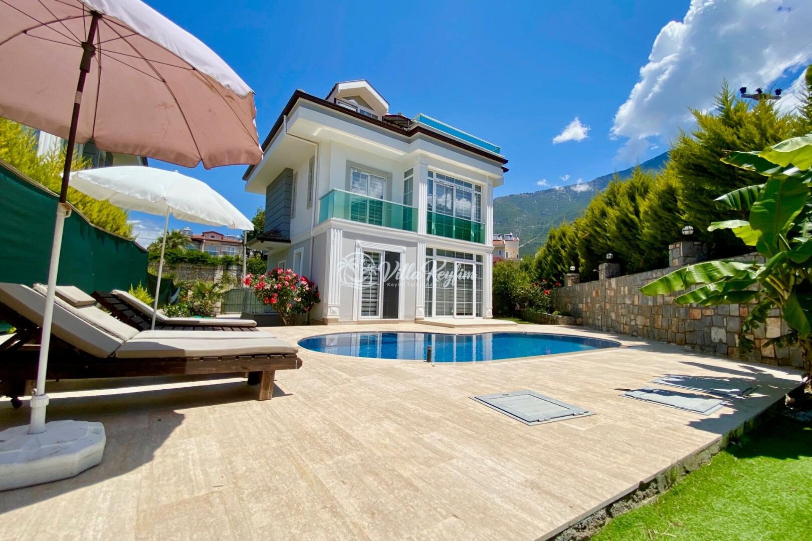 Villa Urartu — 1