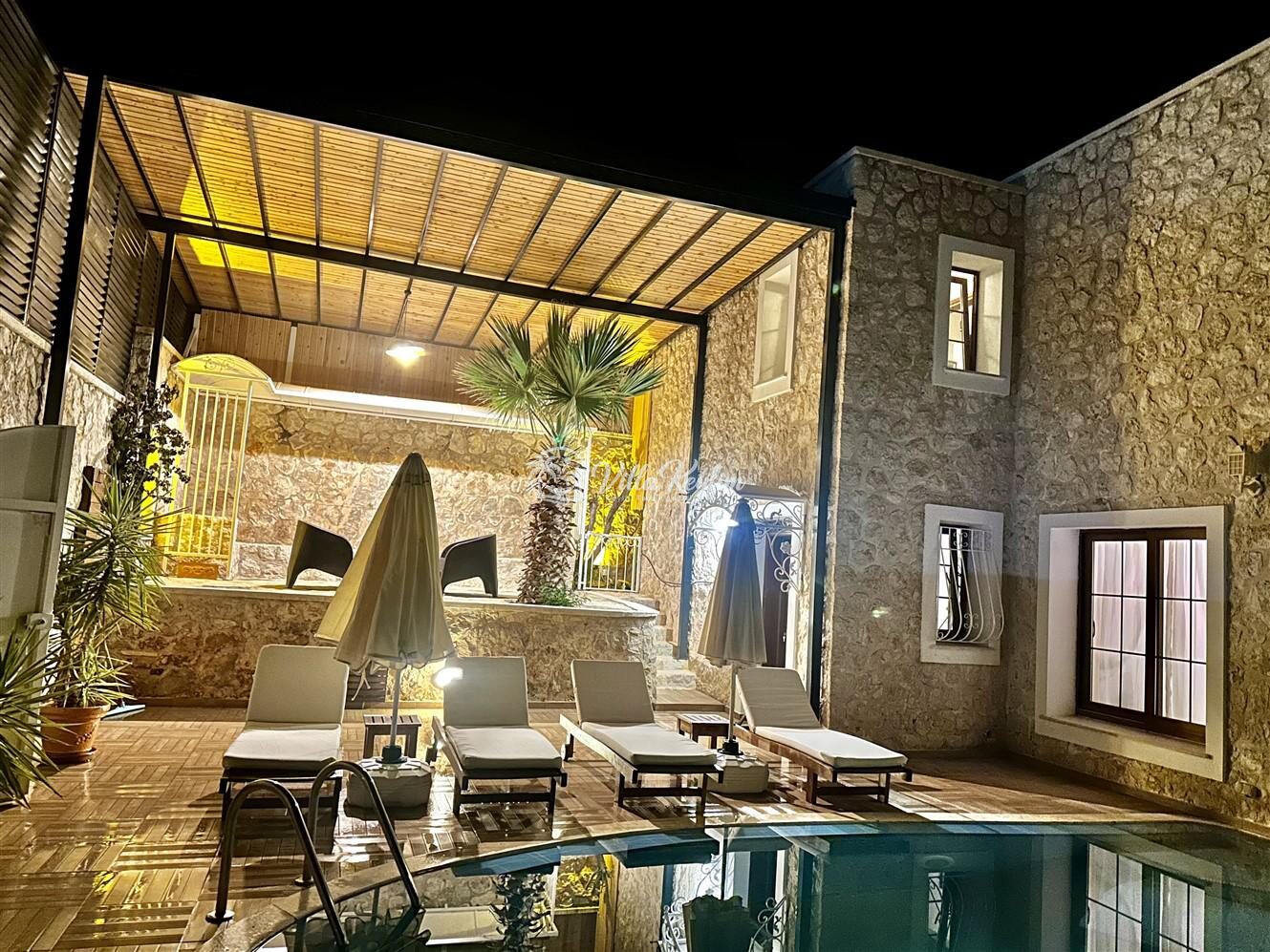 Villa Berat — 9