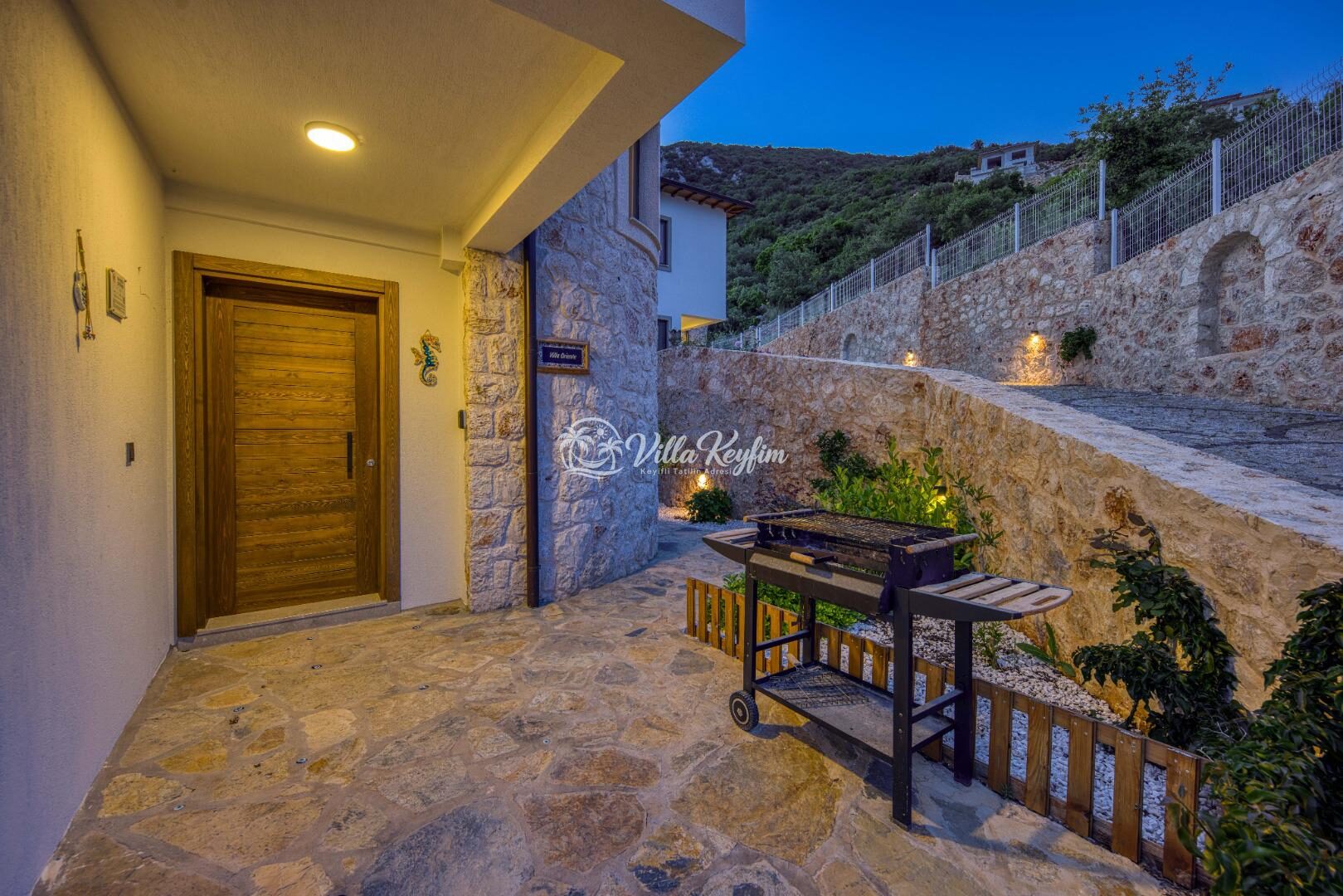 Villa Oriente — 52