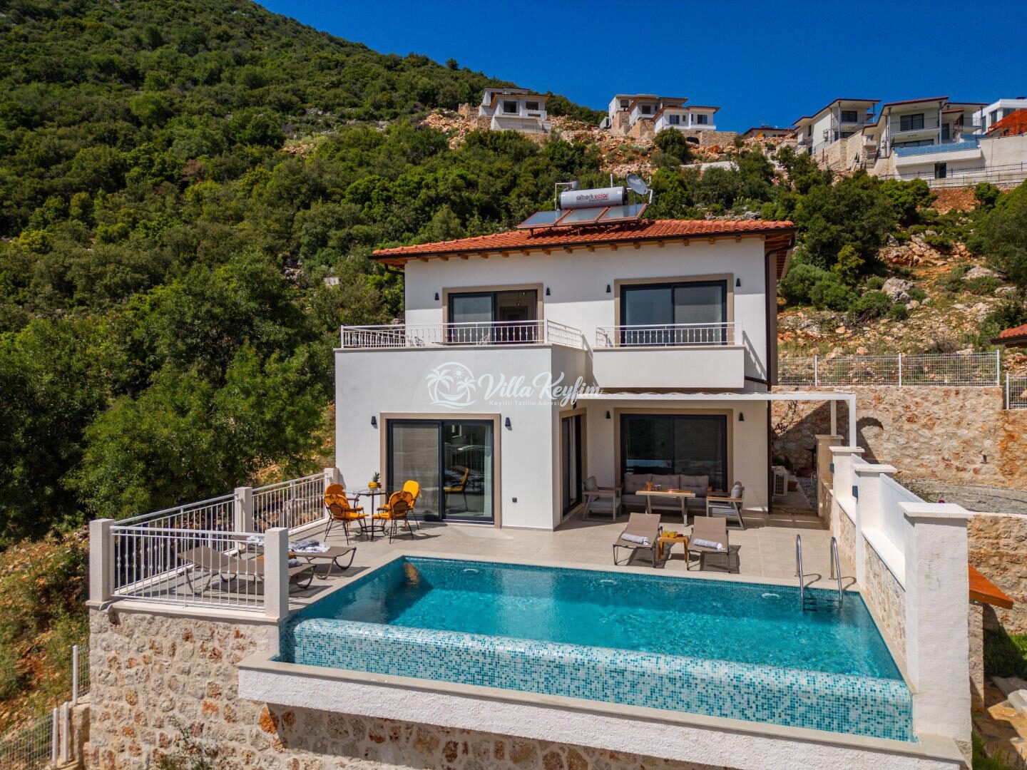 Villa Poeta — 58