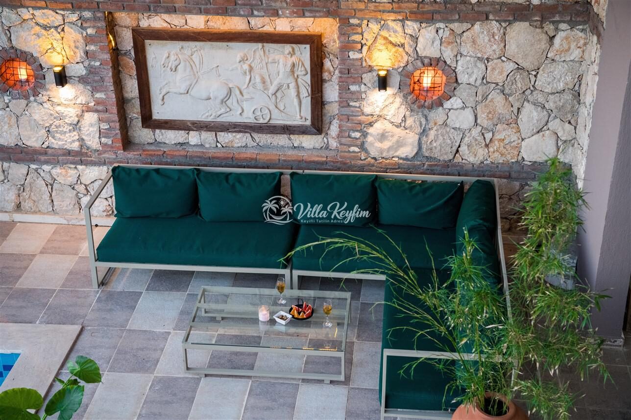 Villa Tulip — 71