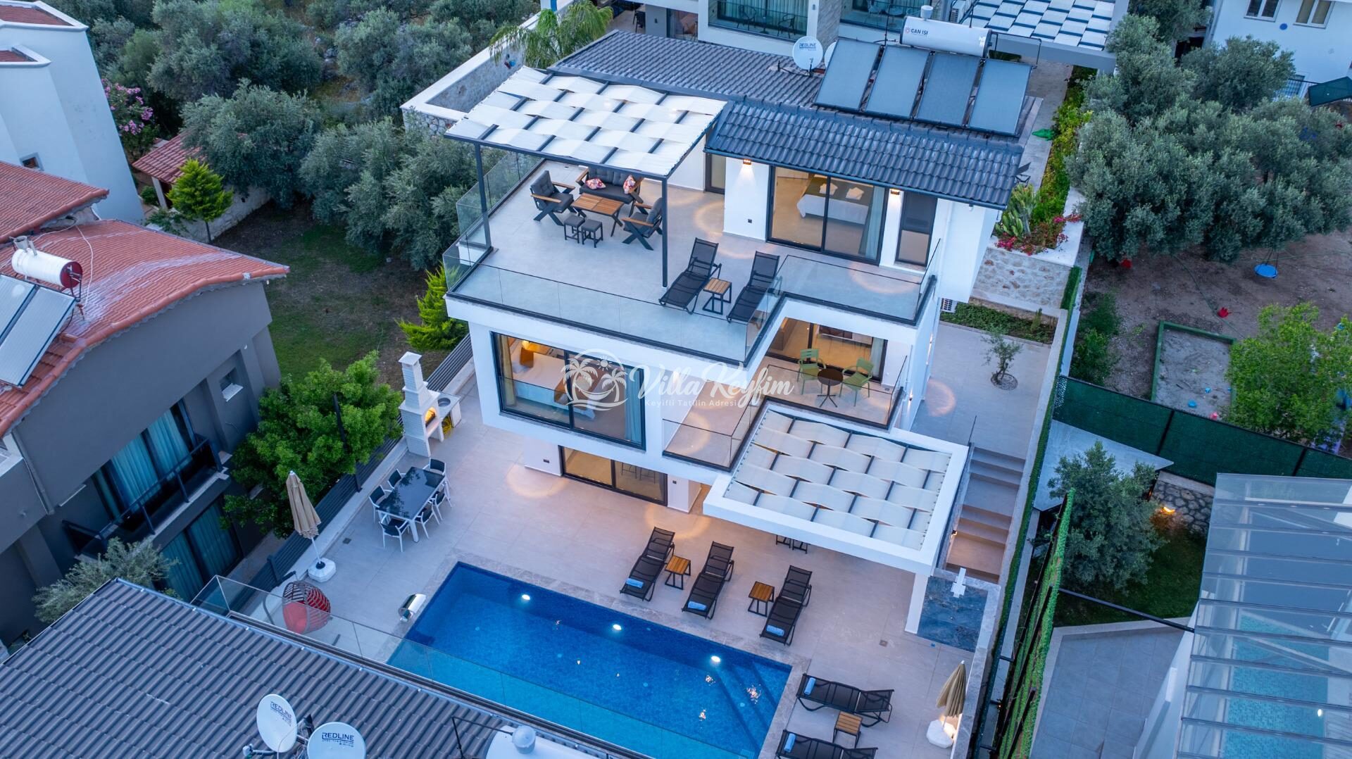 Villa Lovelet 1 — 30