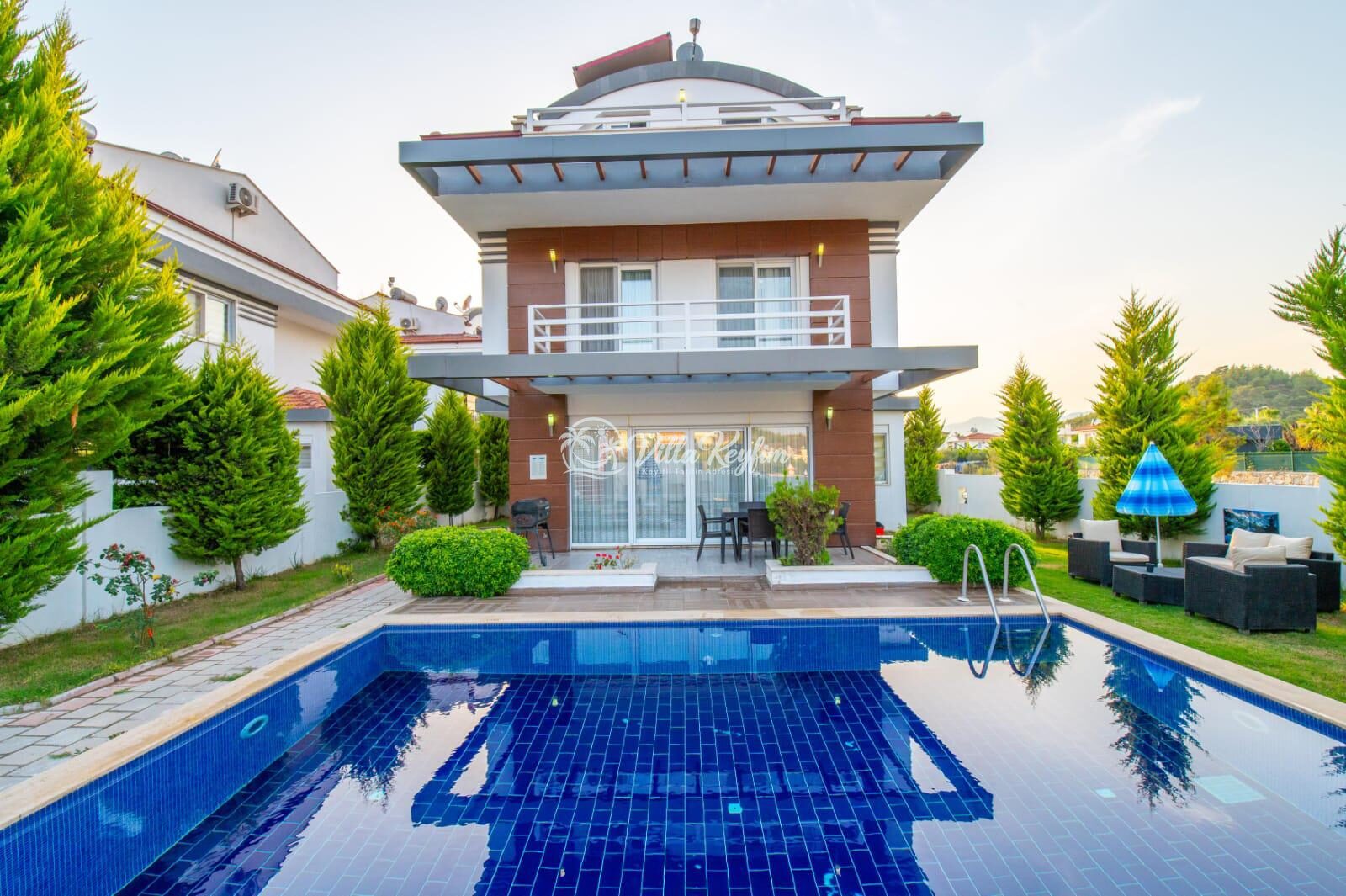 Villa Anka 14 — 44