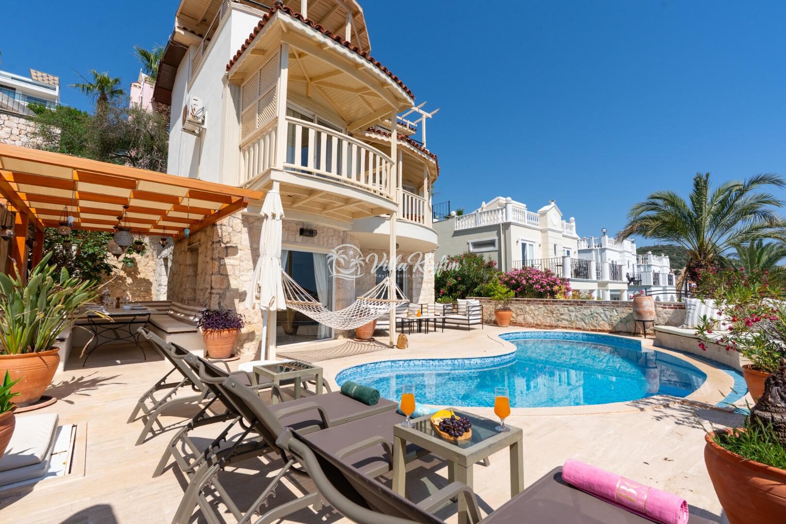 Villa Haziran — 1