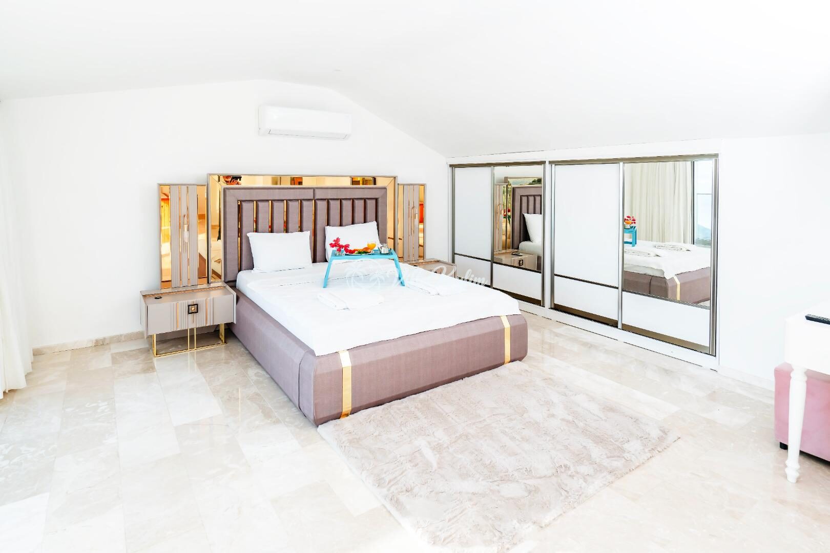 Villa Likapa 2 — 63