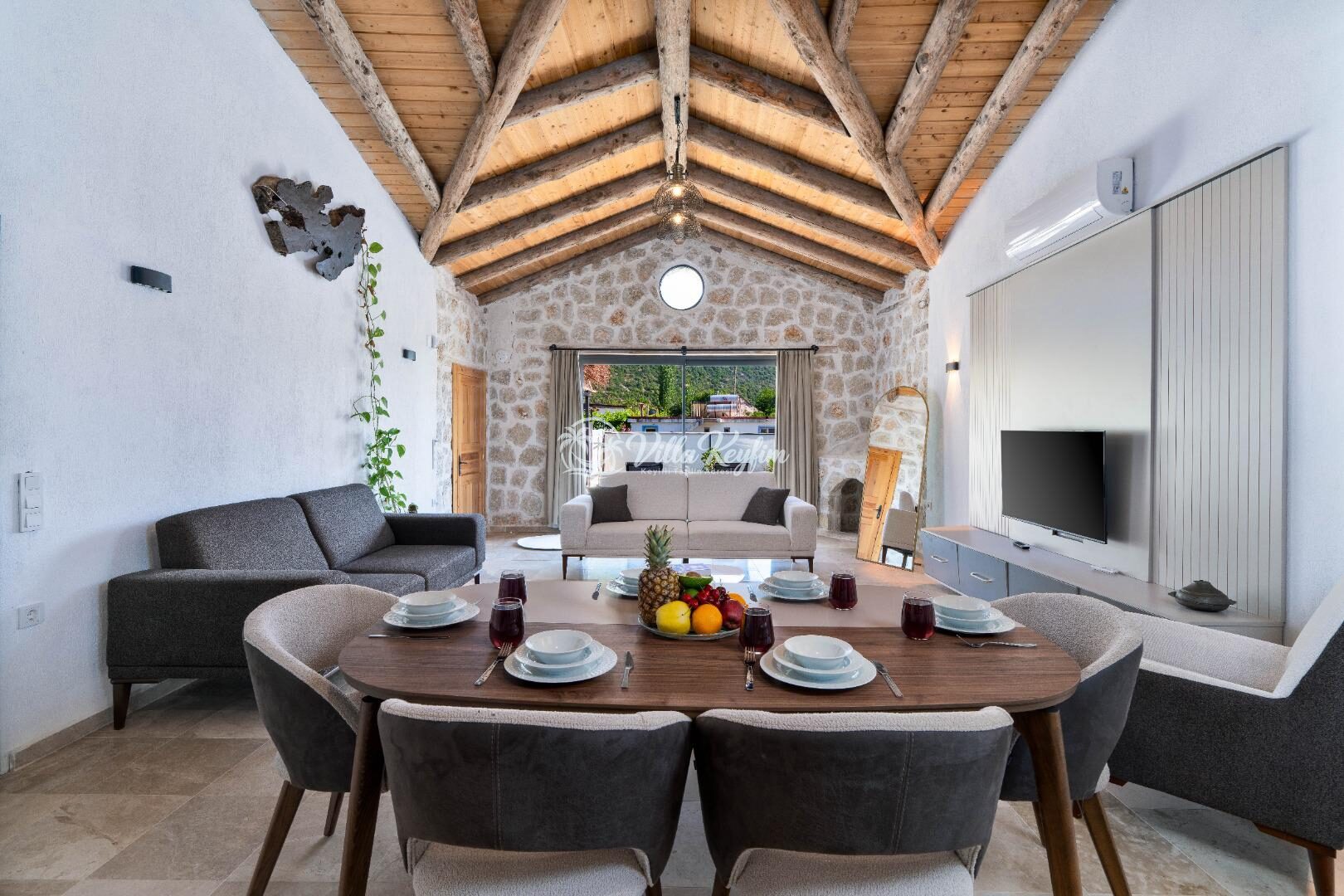 Villa Loya — 24