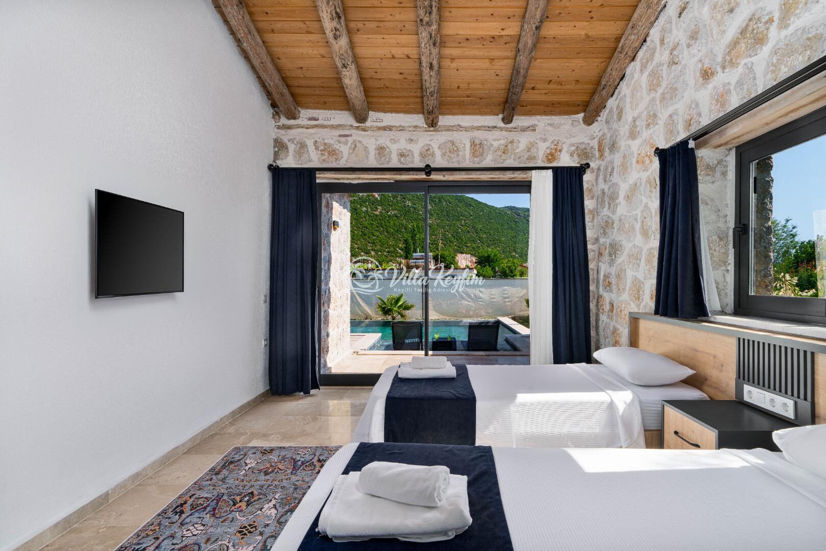 Villa Loya — 33