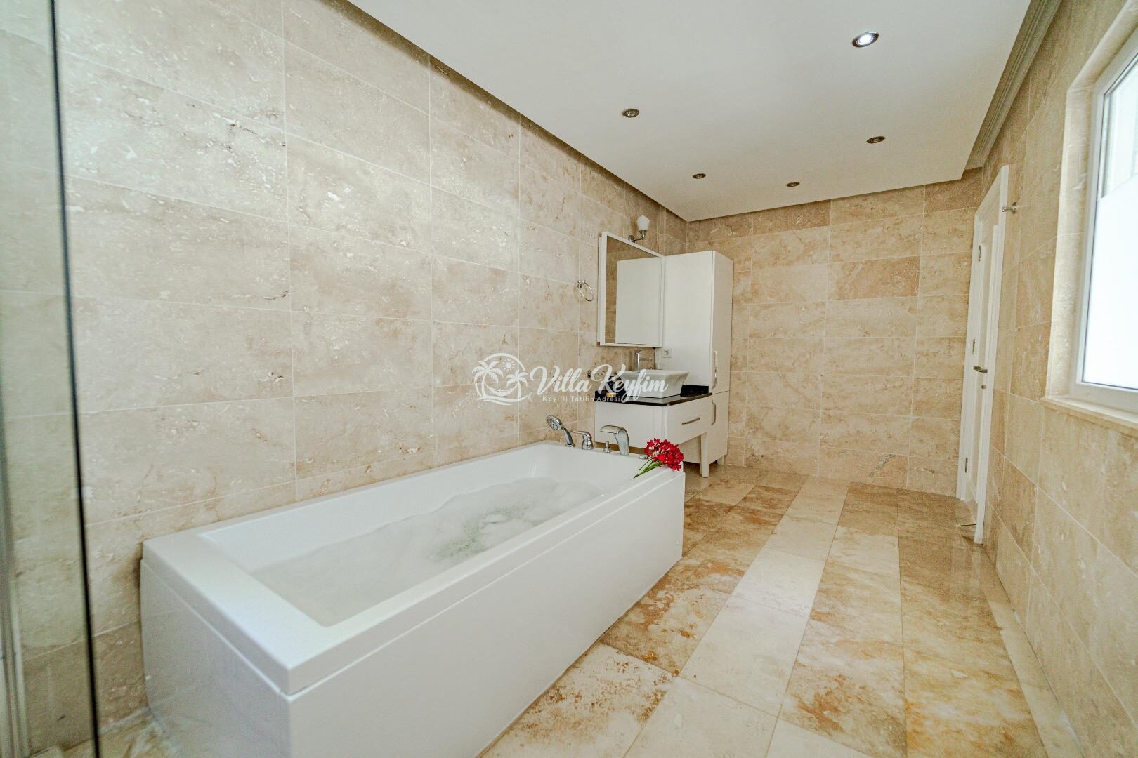 Villa Serenity — 84