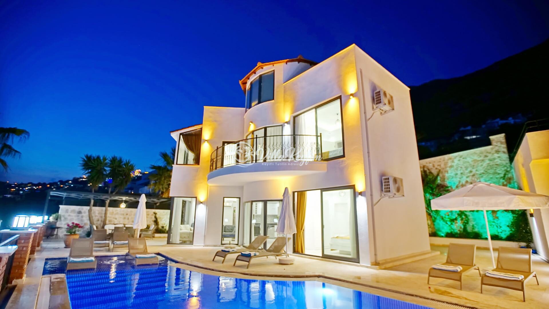 Villa Quinn — 3