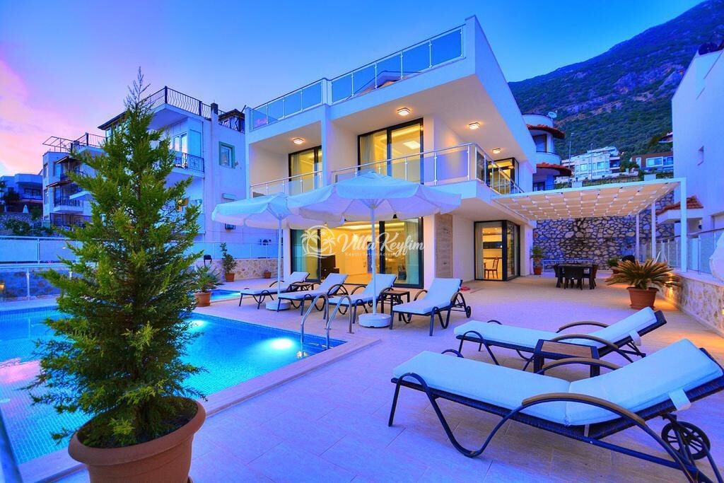 Villa Kalkan 1 — 2