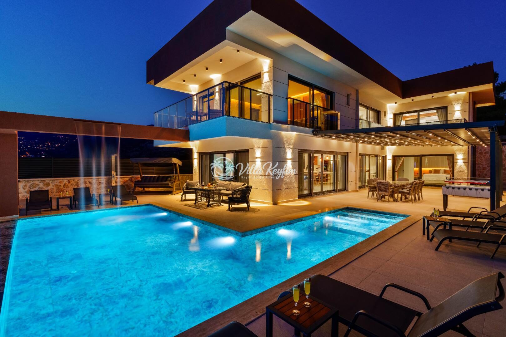 Villa Newcastle — 23