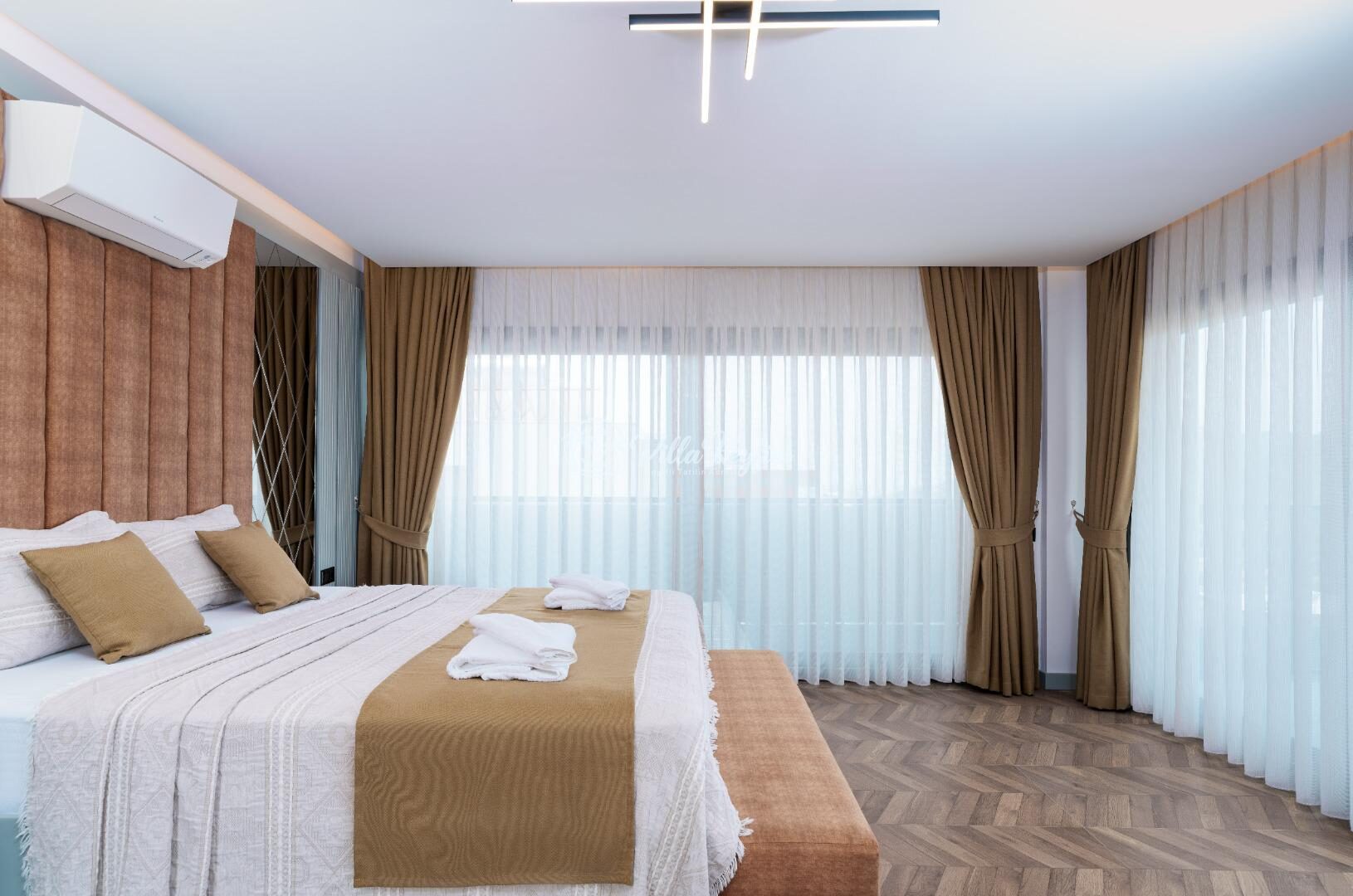 Villa Newcastle — 59