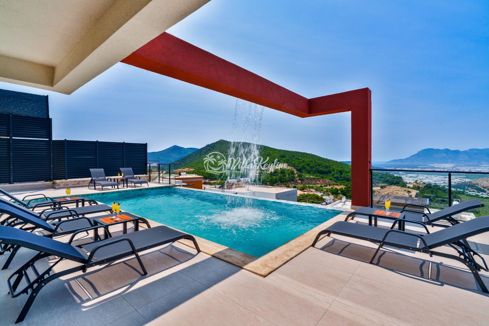 Villa Newcastle — 71