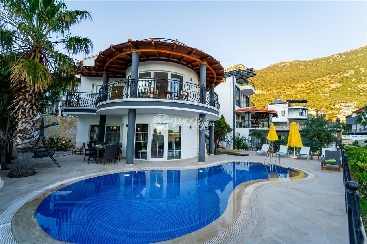 Villa Asmin — 1