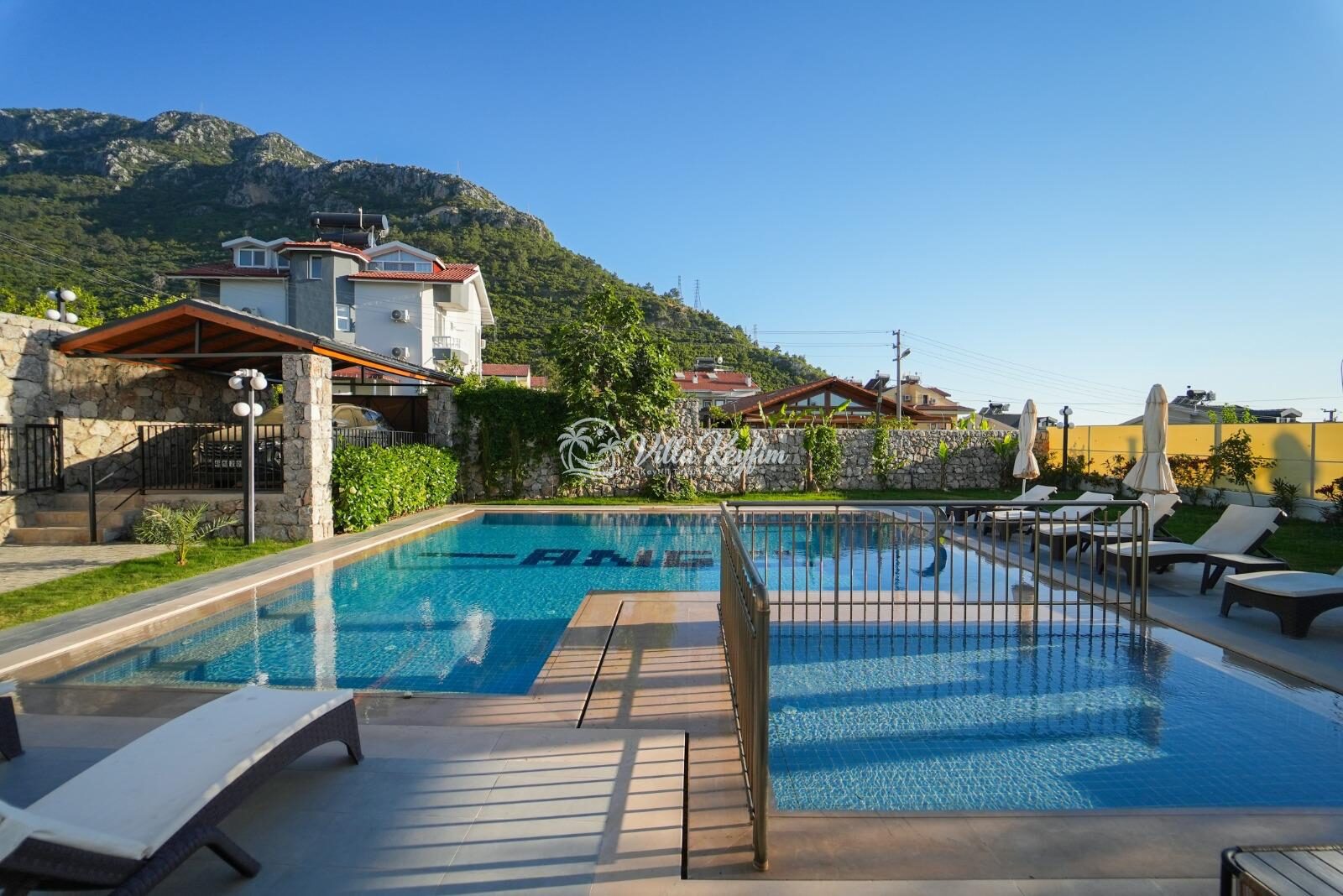 Villa Balkan 1 — 16