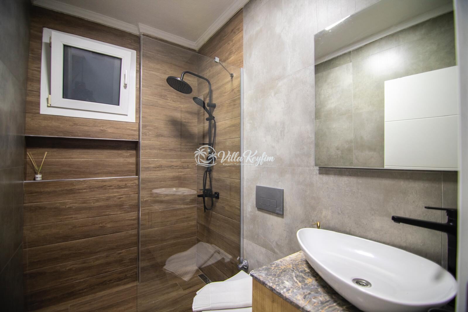 Villa Sultana — 19