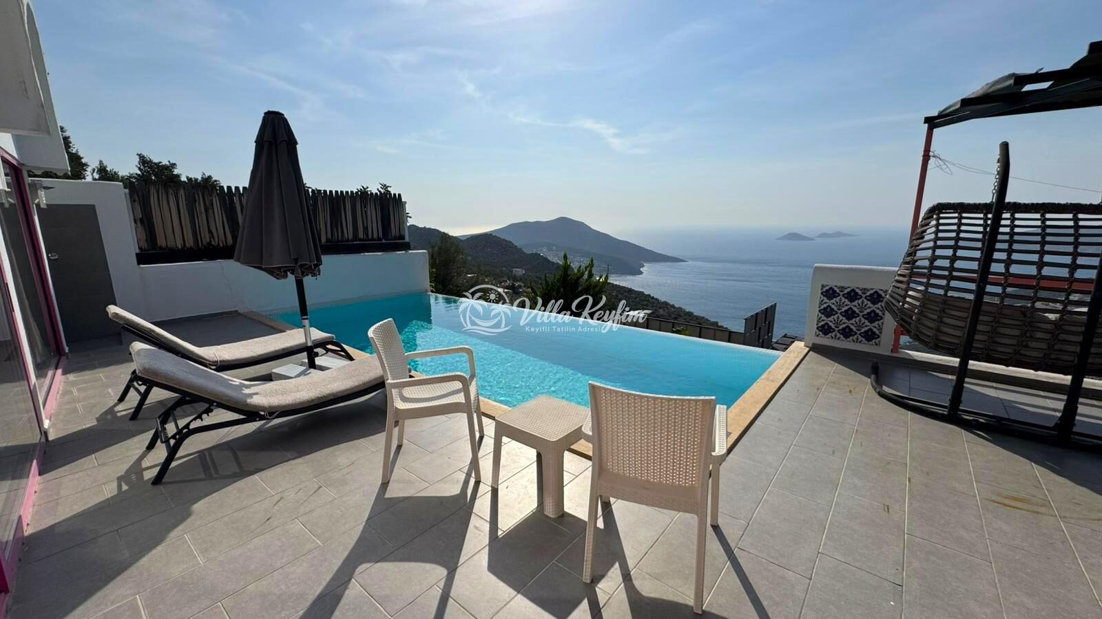 Villa Adora 2 — 4