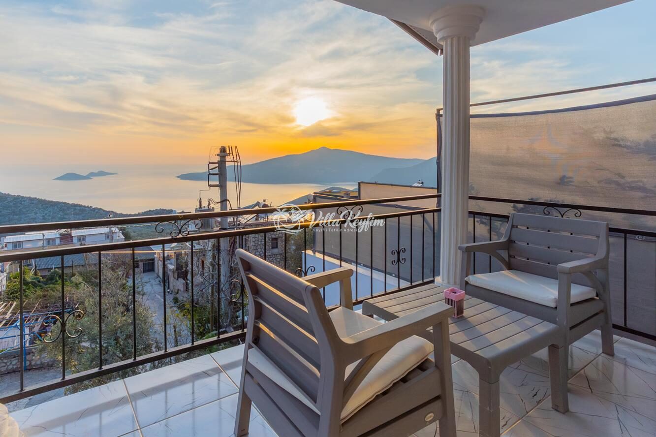 Villa Bercesti — 16